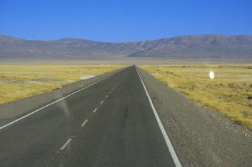 Chile San Pedro Atacama - road